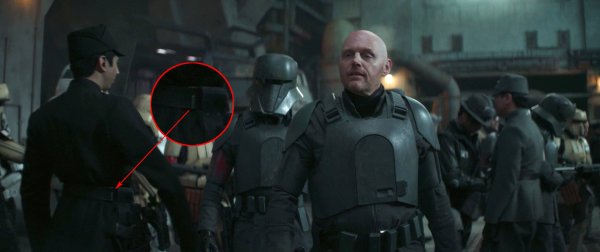 Belt Hooks on Officers - The Mandalorian S2 - Imgur(4).jpg